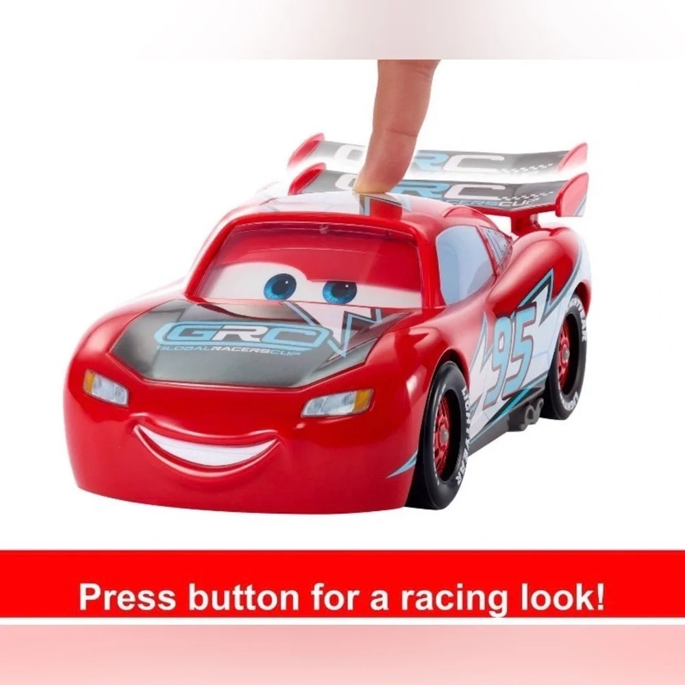 Disney and Pixar Cars Global Racers Cup Drift and Race Lightning McQueen Toy
